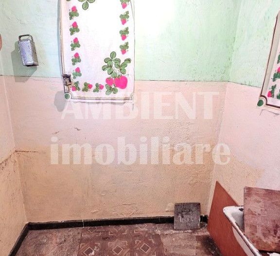 Apartament 3 camere, în renovare, zona Avântului; - Poză 3