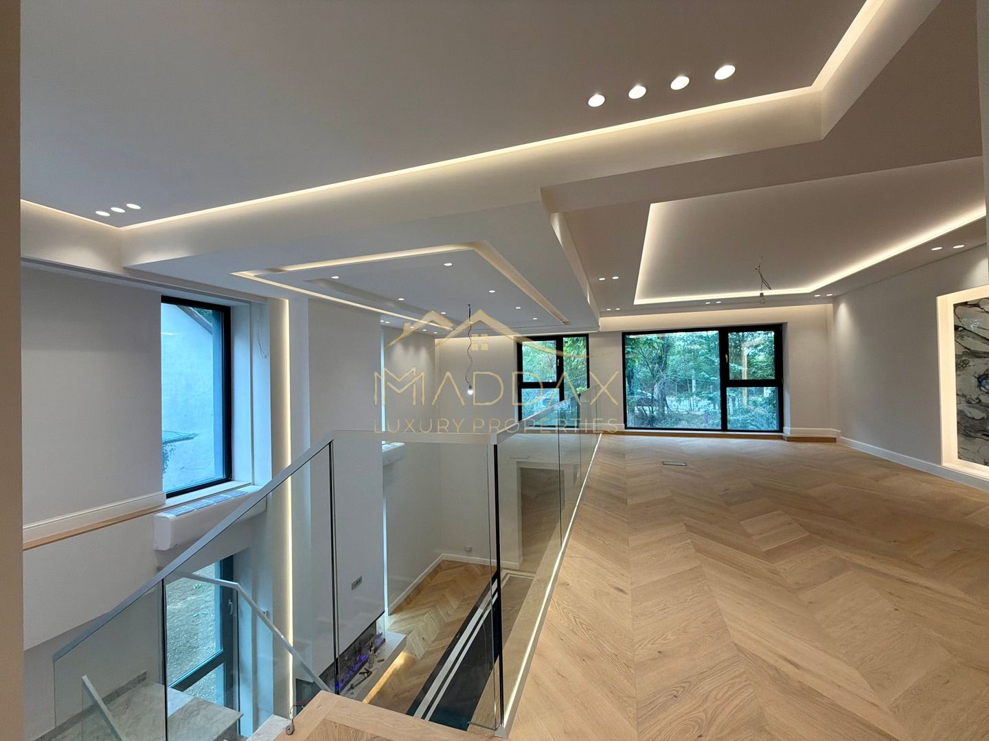 Duplex 4 camere cu gradina //  200 mp + curte 150mp // Straulesti - Poză 12