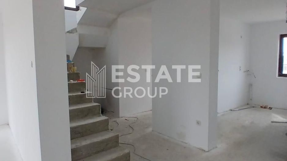 Duplex cu 4 camere in Dumbravita - Poză 3