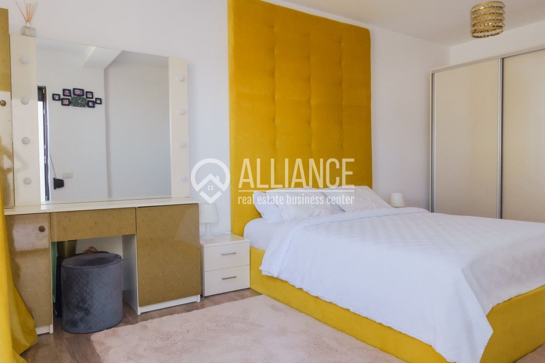 PALAZU MARE -  Vila Duplex cu 4 Camere, Panorama Superba si Curte Amenajata - Poză 8