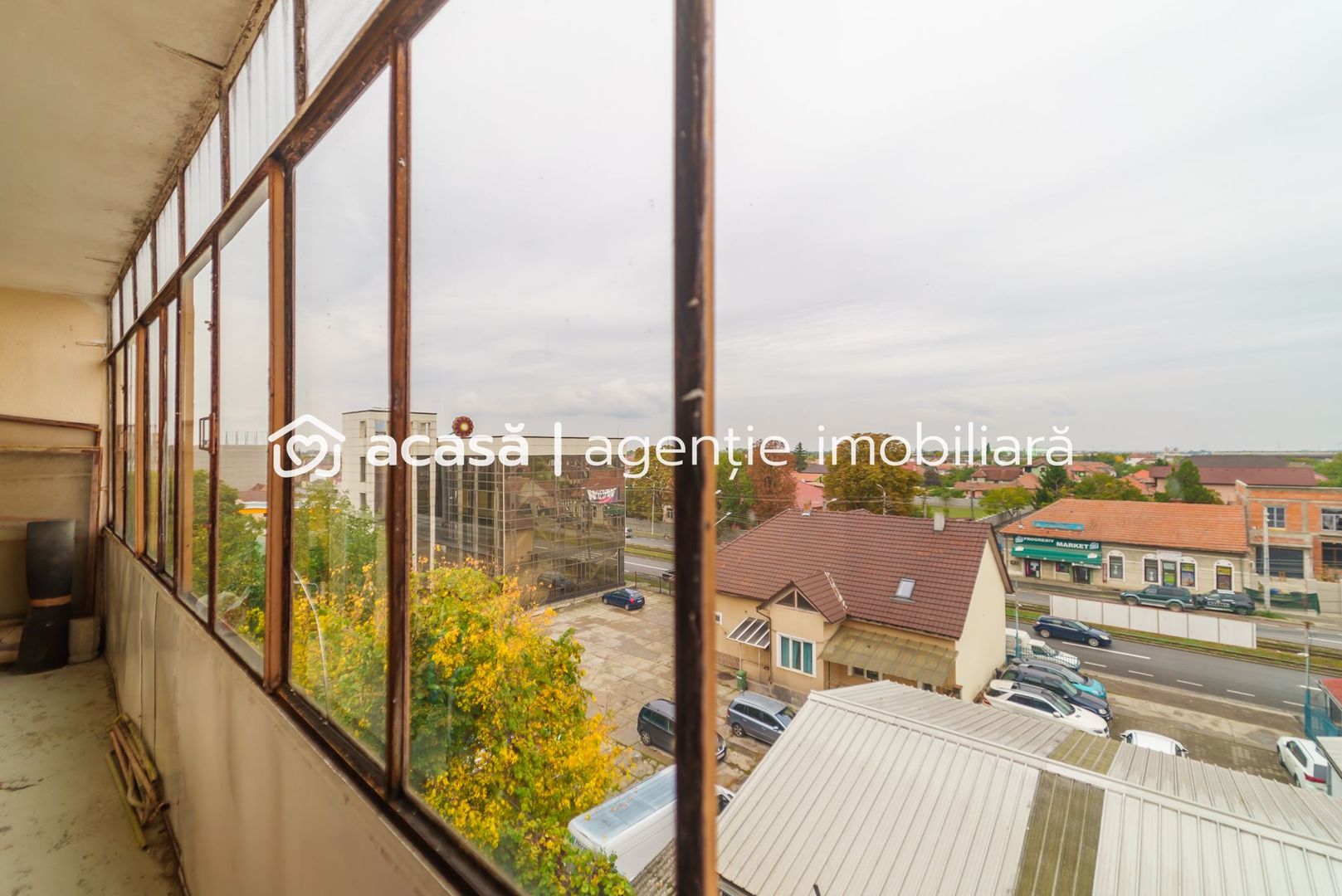 Oportunitate! Apartament 4 camere cu panoramă către Calea Radnei - Poză 3