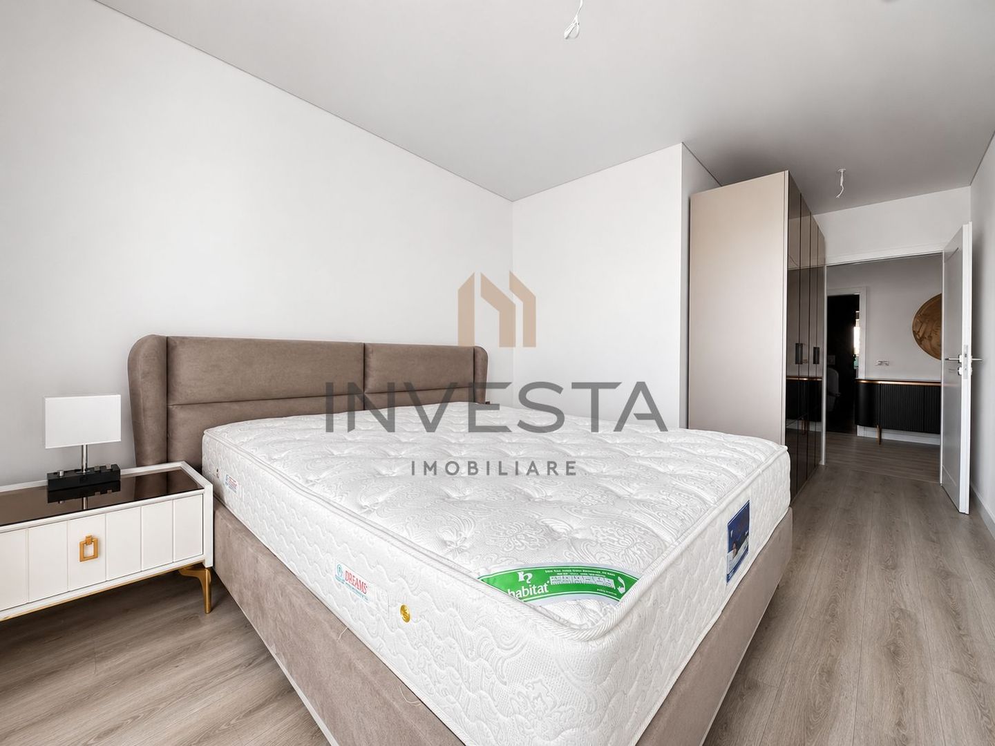 Apartament lux 3 camere si parcare de inchiriat Green Life Frunzisului - Poză 10
