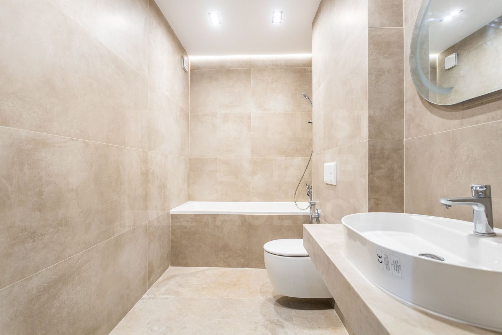 Chirie, apartament, 3 camere, str. Nicolae Testemițanu, Botanica. - Poză 13