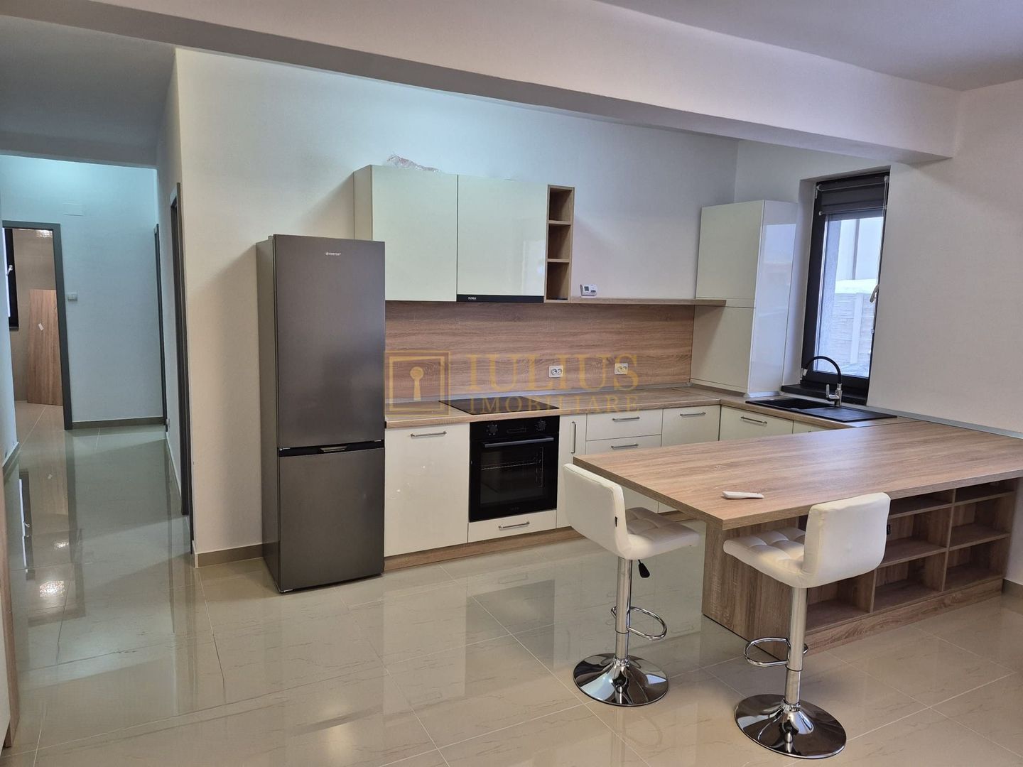 Bloc nou, prima închiriere, loc de parcare-Giroc - Poză 5