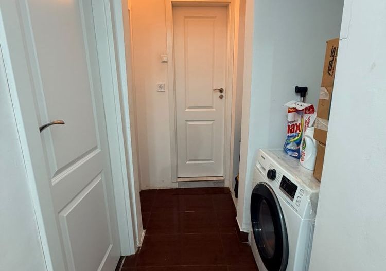 Vanzare Apartament 3 camere , 70 mp, renovat, centrală și 2 băi – Margeanului - Poză 4