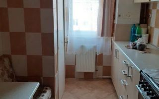 Apartament 3 camere | Balcon | Pivnita | Vasile Aaron - Poză 4