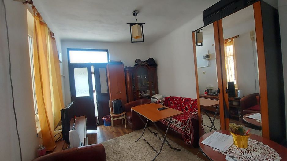 Casa curte / 2 camere / Banu Manta / Titulescu / Primăria sectorului 1 - Poză 10