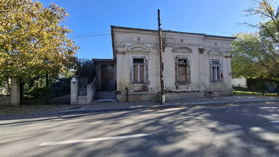 Proprietate istorică în centrul Focșaniului - Poză 5