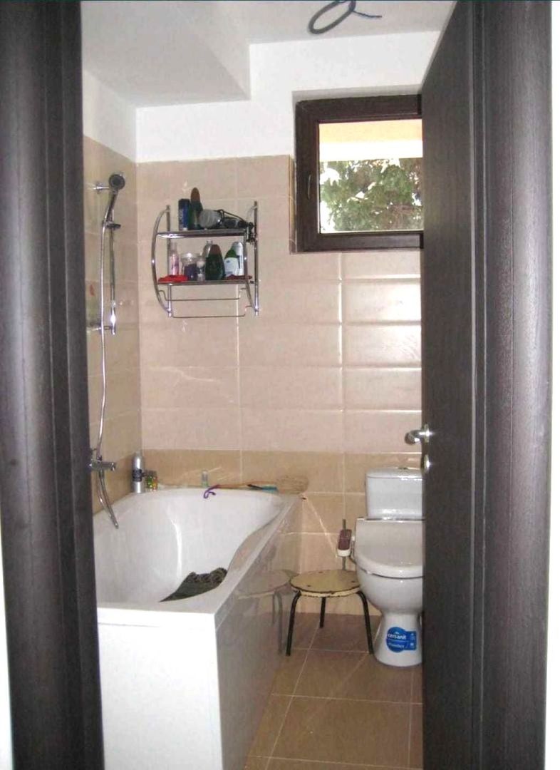 Apartament cu 3 camere pentru vanzare | curte 24 mp | Damaroaia - Schiță 10