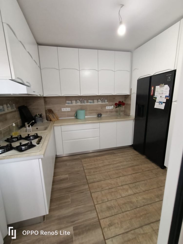 BRASADAS vinde ap 4 cam etaj 3/8 Micro 17. - Poză 1