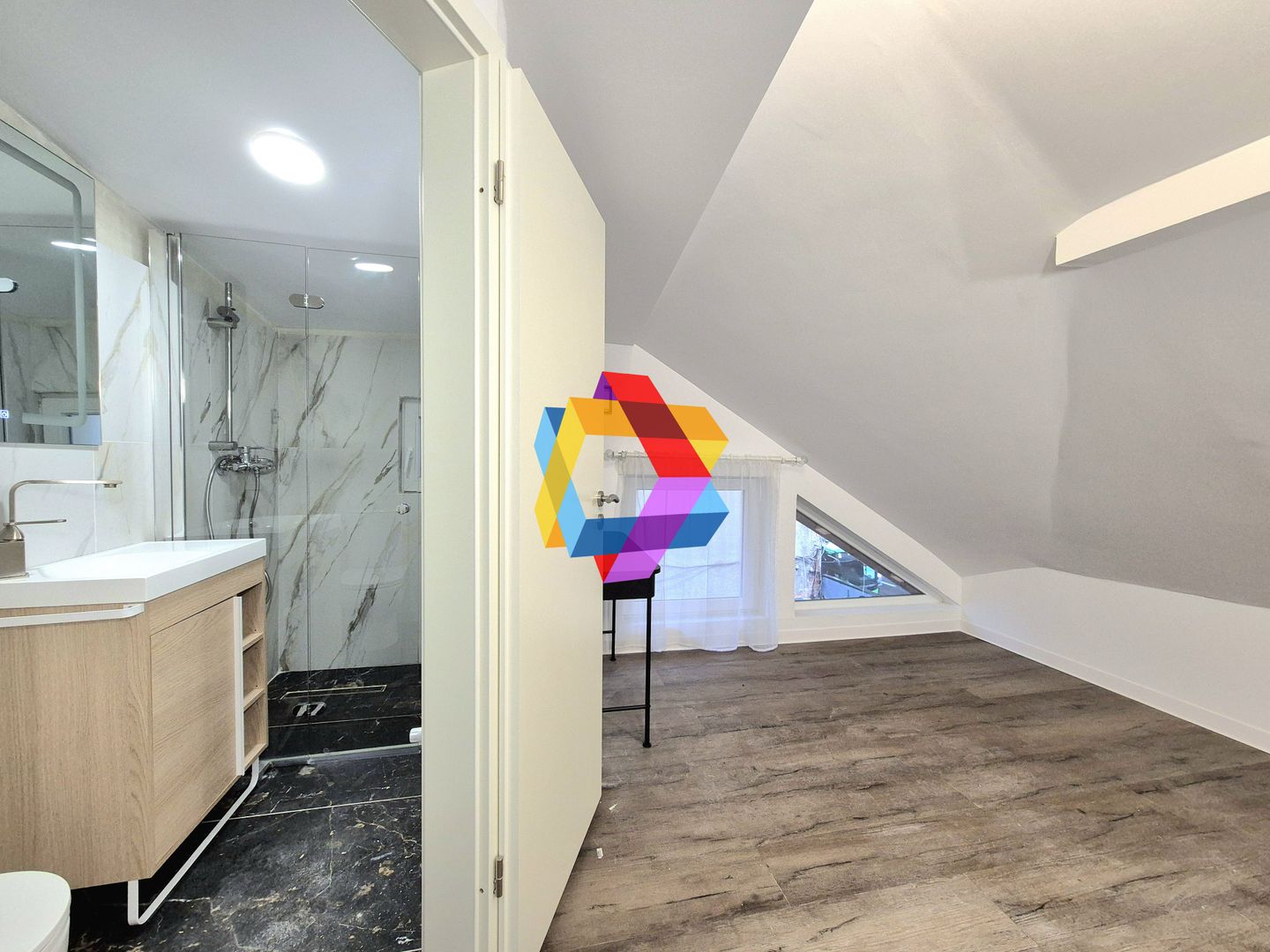 Casa de vânzare zona Centrală - 225 mp - Poză 26