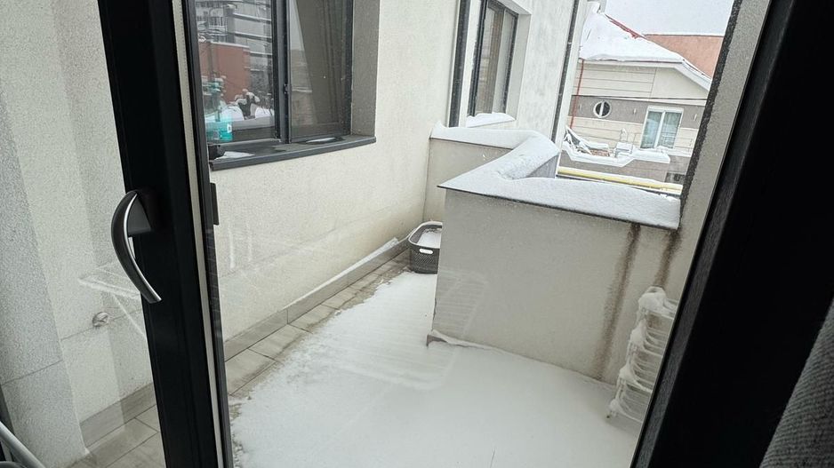 Apartament 2 camere la 10 min de metrou gorjului - Poză 2