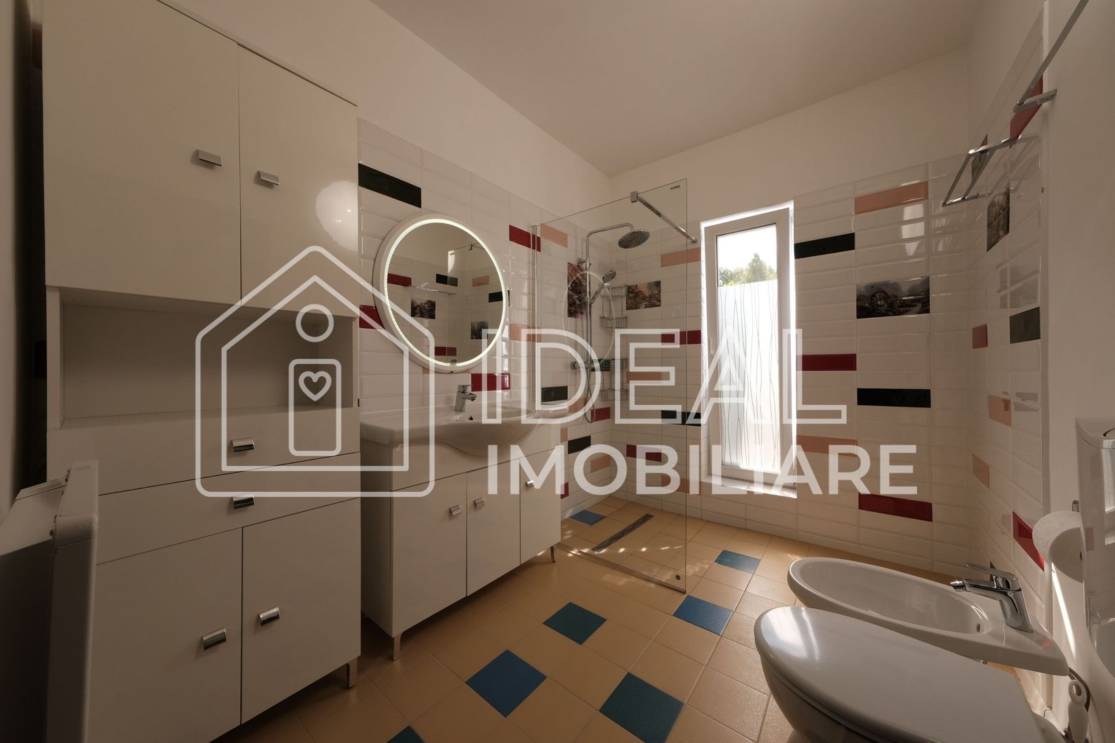 Casa de poveste cu 1.300 mp de teren, in Tocile - Poză 13