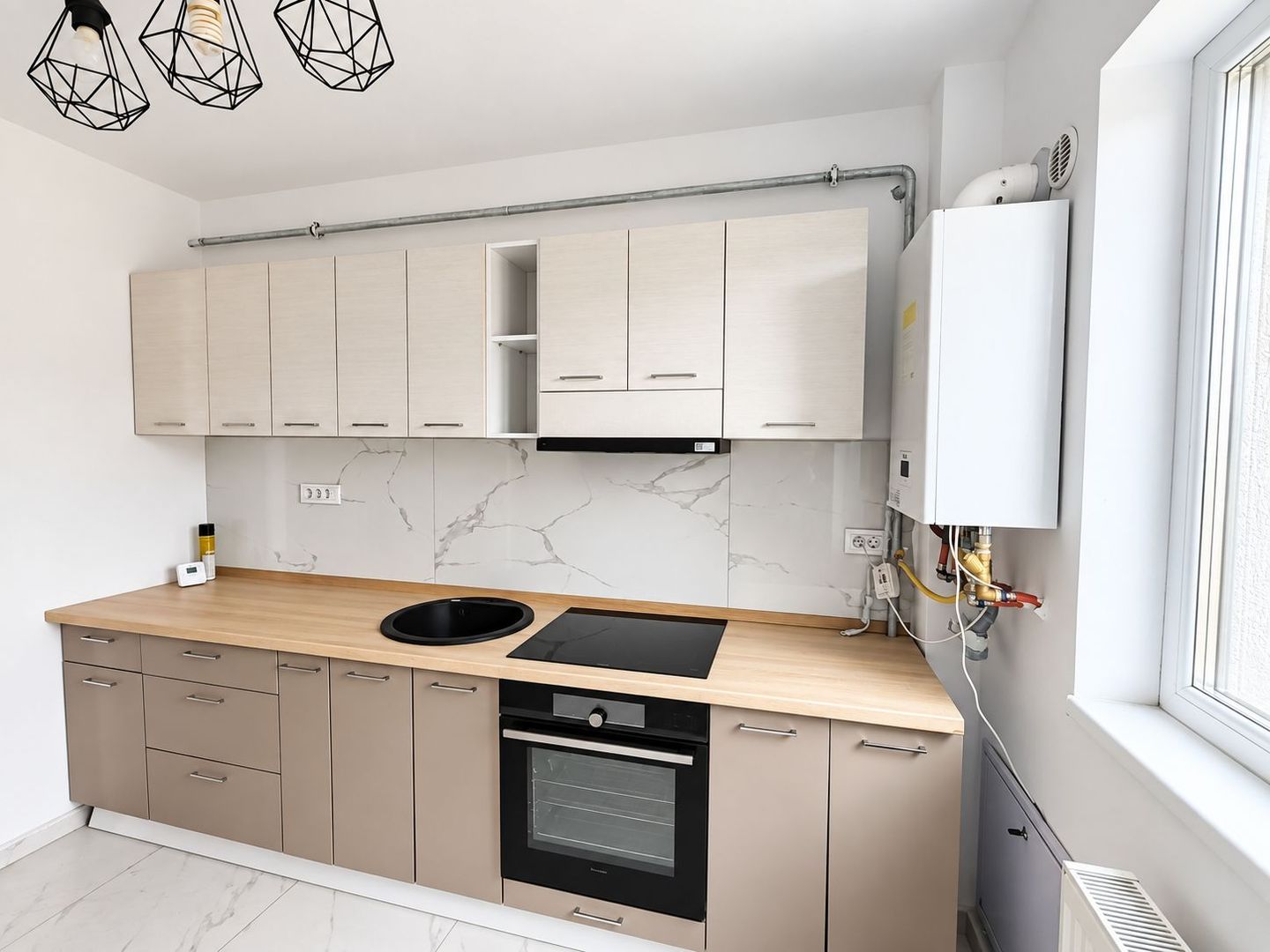 Apartament 2 camere decomandat 52mp- 95000euro-Sofia District-Visan - Poză 2
