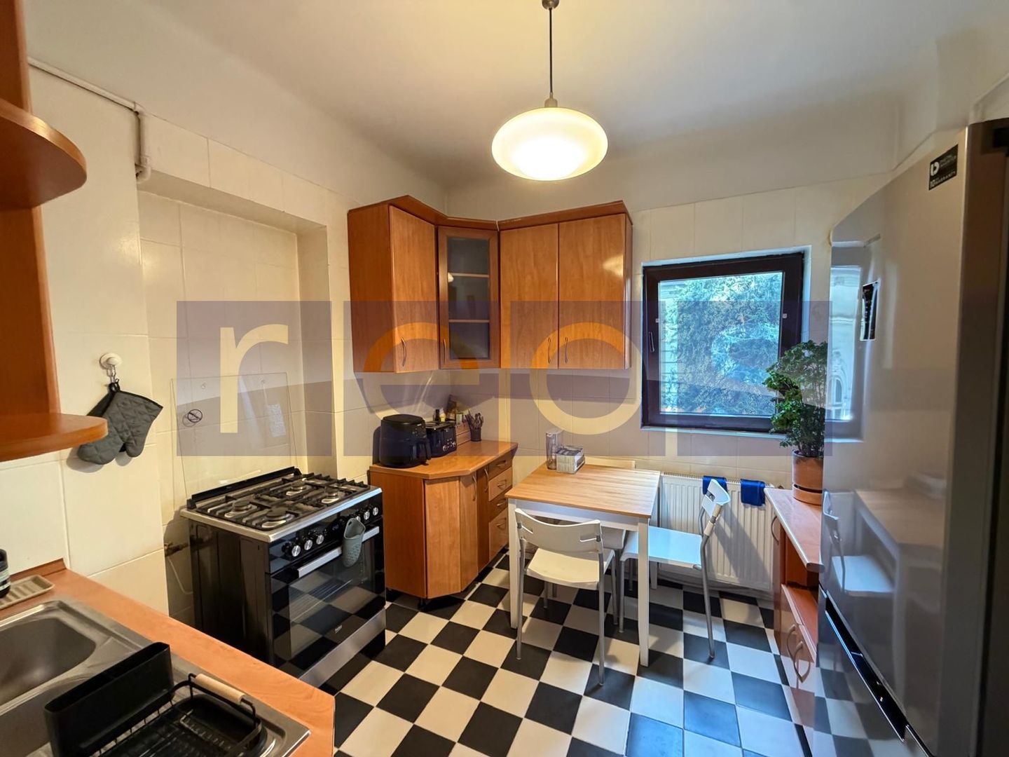 APARTAMENT ELEGANT ZONA ARMENEASCA | 3 CAMERE | 90 MP | ZONA LINISTITA - Poză 20