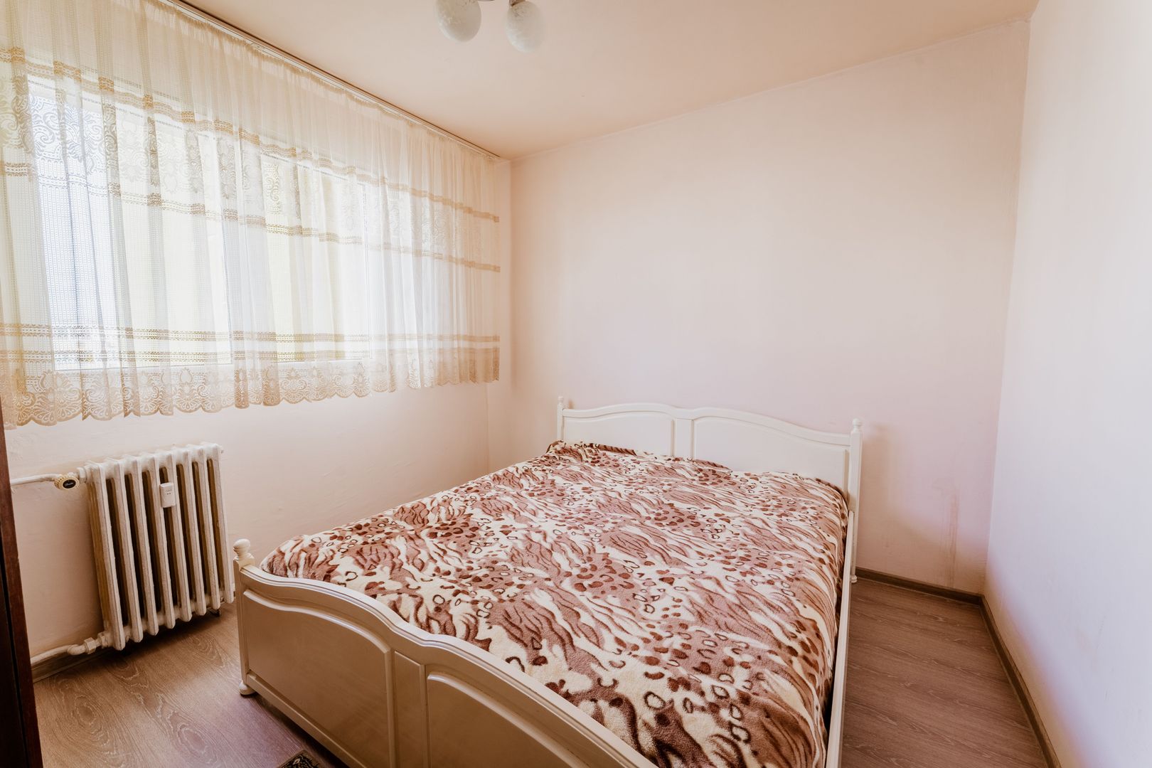 Apartament cu 2 camere de închiriat la Fortuna! - Poză 6