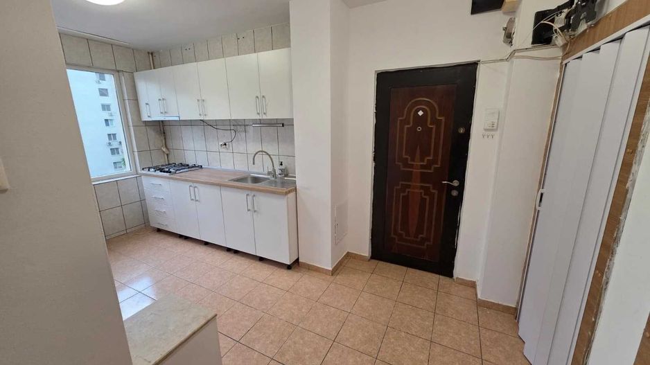 3 camere spatioase, AC, dressing generos, zona linistita Titan - Poză 5