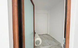 Spatii comerciale moderne de inchiriat, in cladire recent renovata - Poză 25