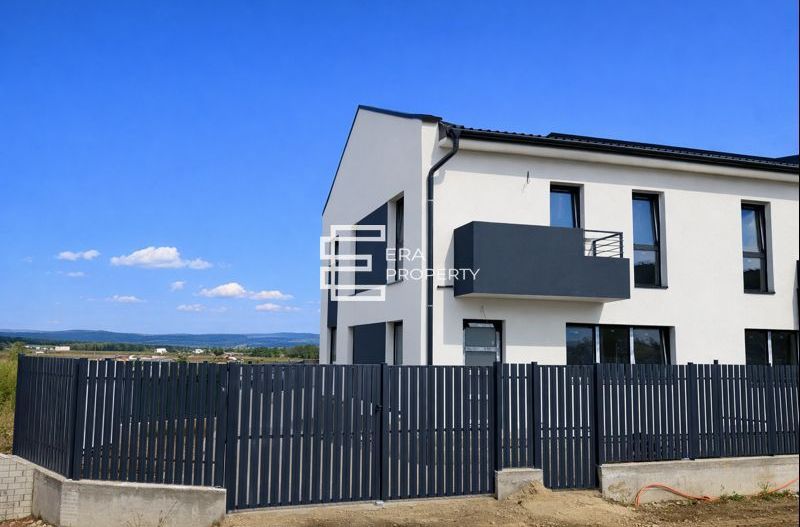 Casă nouă, cu pivniță, pod și 3 dormitoare – situată pe colț - Cisnadie - Poză 2