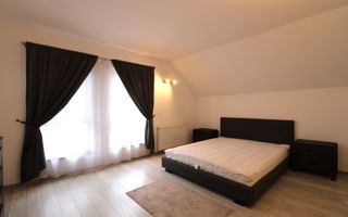 Casa individuala, zona Brytim, 4 camere + 2 bai, centrala proprie. - Poză 20