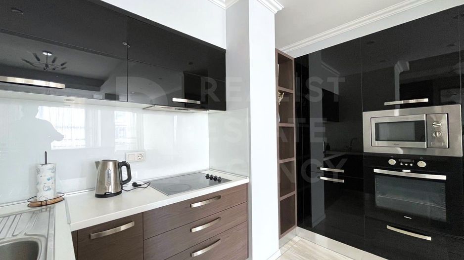 Chirie, apartament, 3 camere, str. Lev Tolstoi, Centru - Poză 1