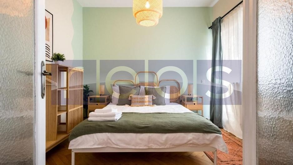 VANZARE APARTAMENT BOEM 2 CAMERE 50MP ULTRACENTRALA TERASA PANORAMICA - Poză 5
