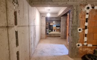 Casă individuală I 5 Camere I 1200mp I Garaj I C. Cisnădiei - Poză 2