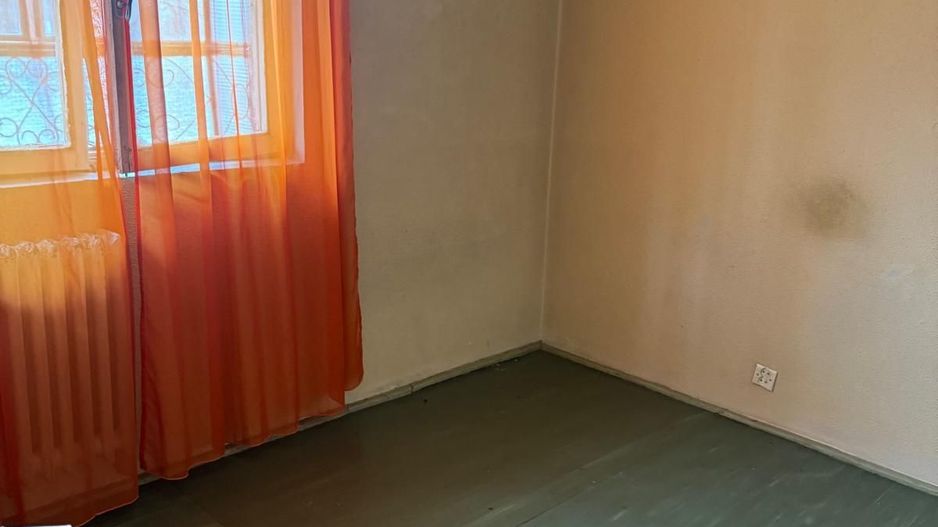 2 Camere cu Potențial Mare, Aleea Pricopan - Poză 2