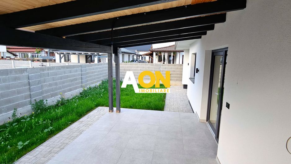 Casa 4 camere, 355 mp teren, gata de mutat, cartier Orizont - Poză 4