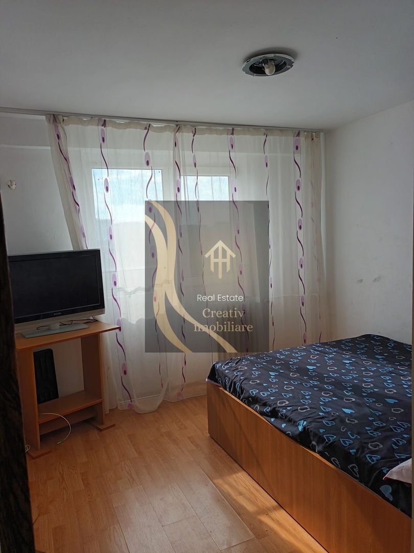 Apartament 2 camere , decomandat în Titan, sec.3 - Poză 1