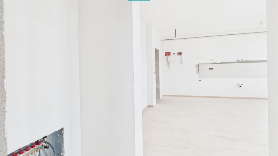 Apartament la mansardă în Freidorf - Shopping City - Poză 3