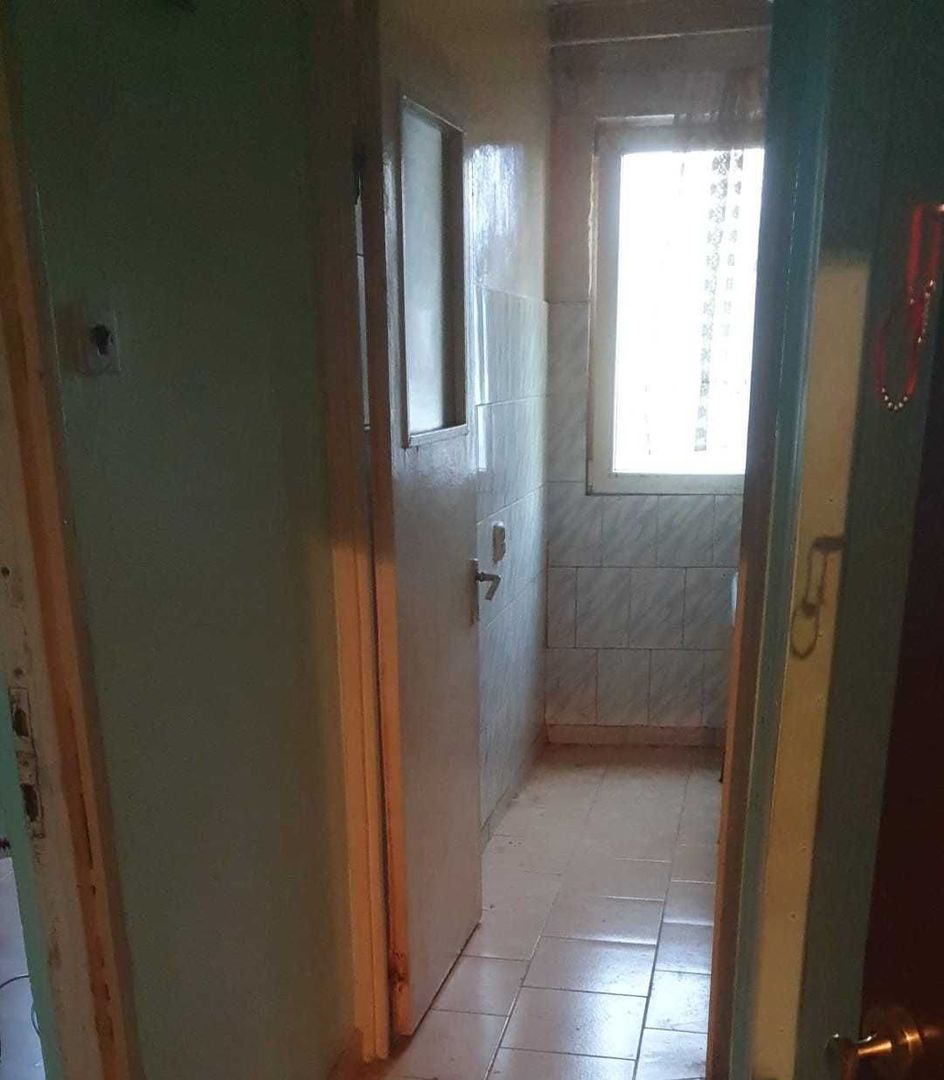 2 camere - Vitan - vanzare - Poză 3