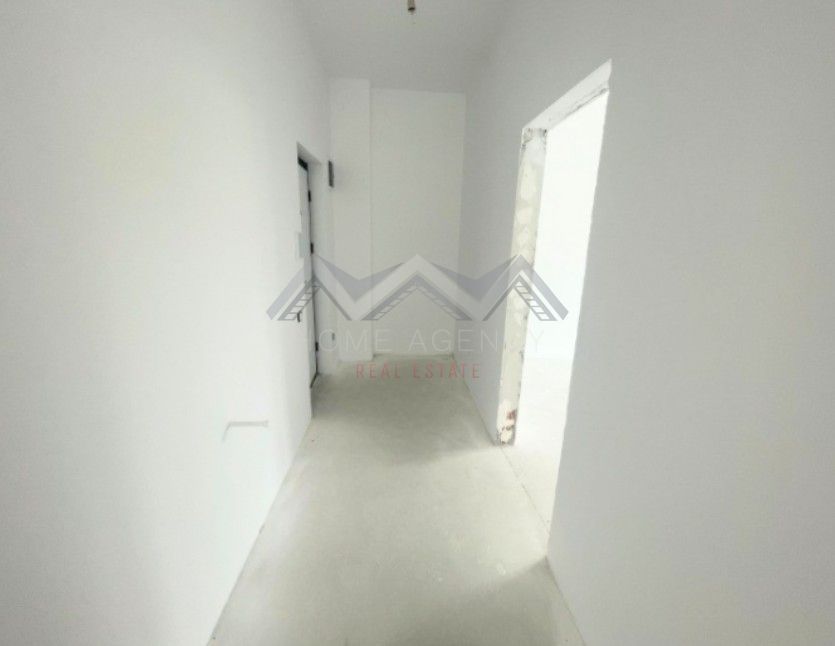 Apartament 2 camere + curte 110 mp Otopeni centru, acces pietonal DN/metrou - Poză 4