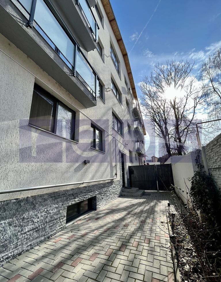 VANZARE APARTAMENT 3 CAMERE TEPES VODA CALEA CALARASILOR 87MP MANSARDA - Poză 10