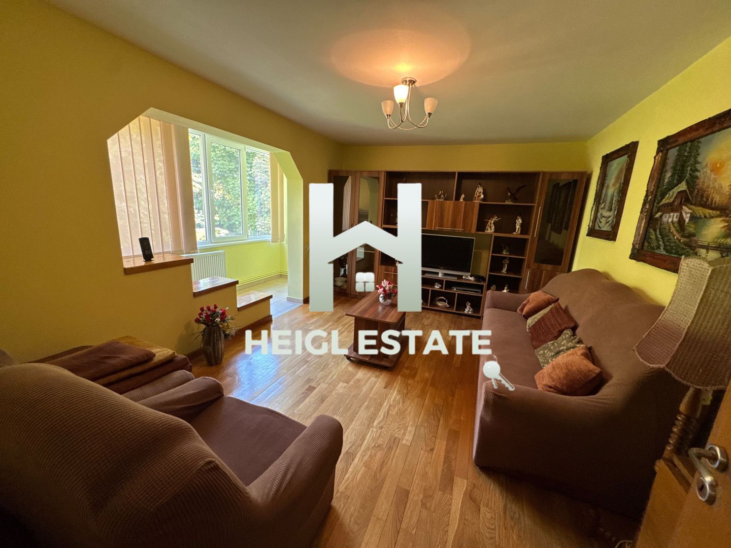Apartament cu 3 camere etaj intermediar in zona Sagului - Poză 1