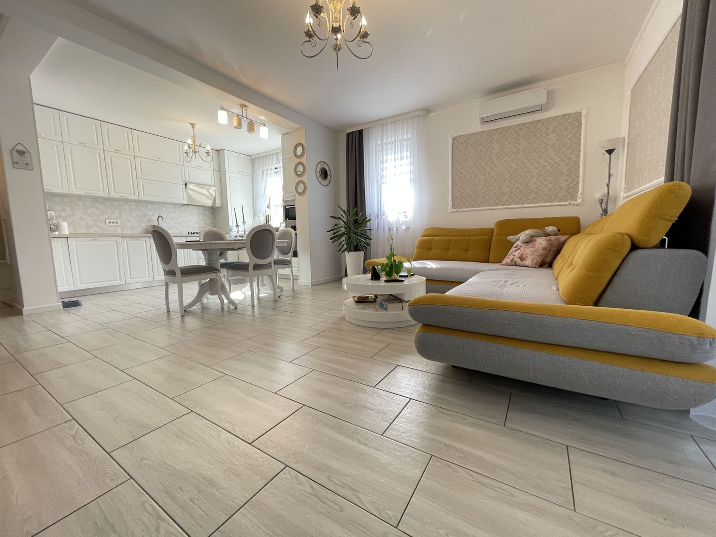 Duplex frumos amenajat si mobilat in Dumbravita - Poză 6