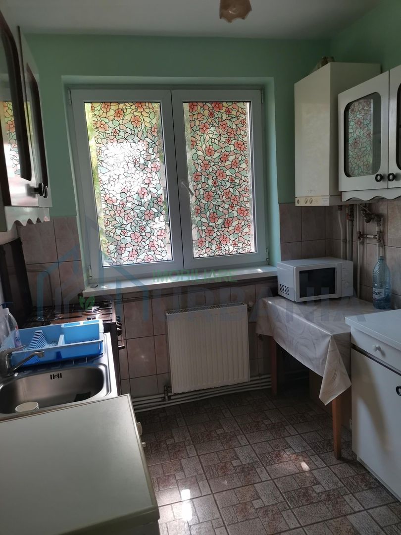 Apartament 3 camere ultracentral, str. Vasile Alecsandri, lângă UMF - Iași - Poză 3