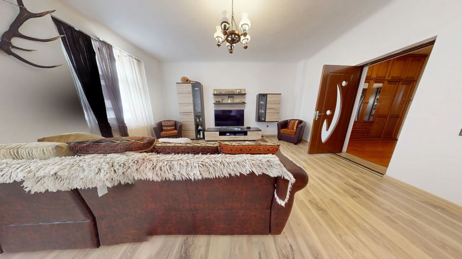 Apartament cu 3 camere,86mp ,etaj de casa,zona Onix - Poză 3