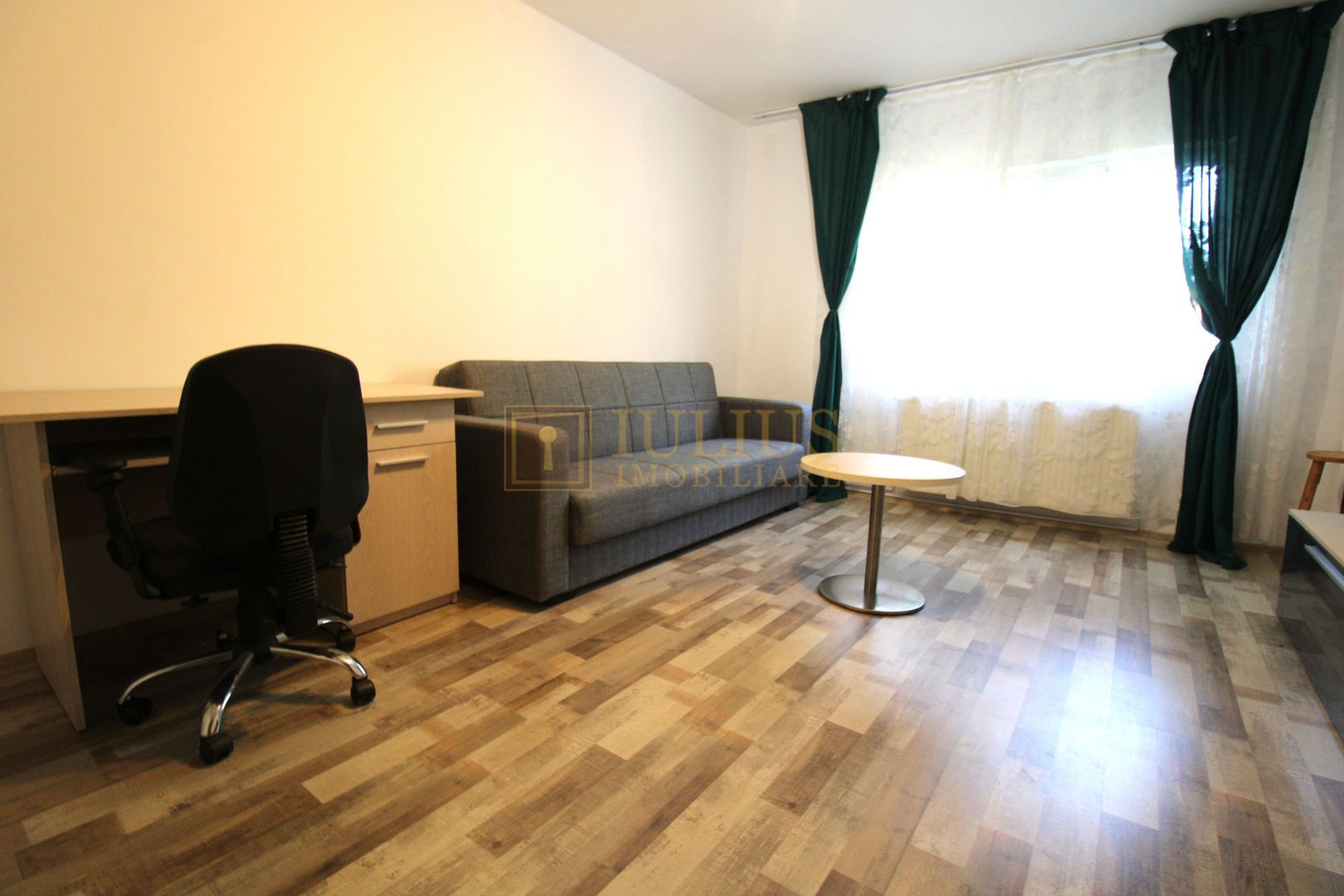 Apartament in zona Soarelui - Poză 2