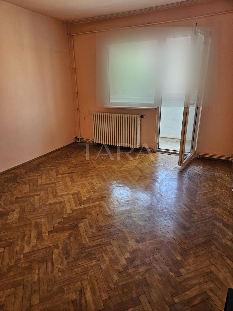 Grigorescu - Ultimul etaj, liniște și 49 mp + balcon. - Poză 2