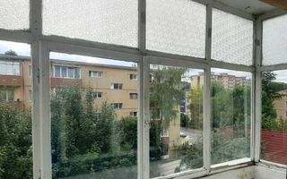 Apartament 2 camere 89000 EUR etaj intermediar foarte aproape de piata Astra - Poză 4