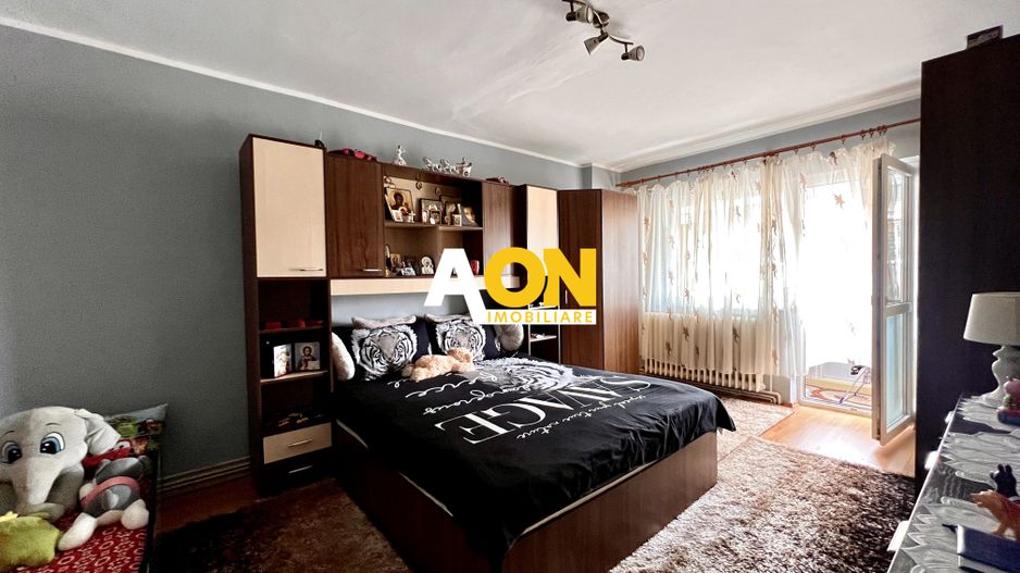 Apartament 4 Camere | Decomandat | 74 mp | Zona Cetate - Poză 1