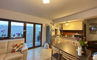 Apartament de 90 mp in Vila , la 5 minute de Kaufland Manastur. - Poză 2