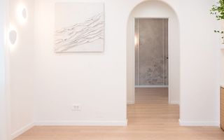 Apartament 2 camere 50 mp, renovat complet, Hotel Royal - Poză 1