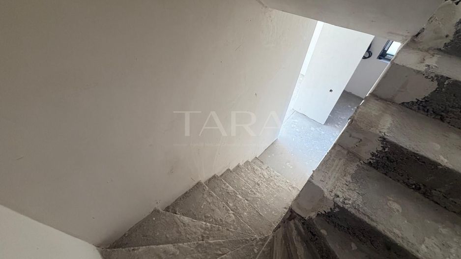 Duplex spațios cu 5 dormitoare, încălzire în pardoseală, Floresti. - Poză 9