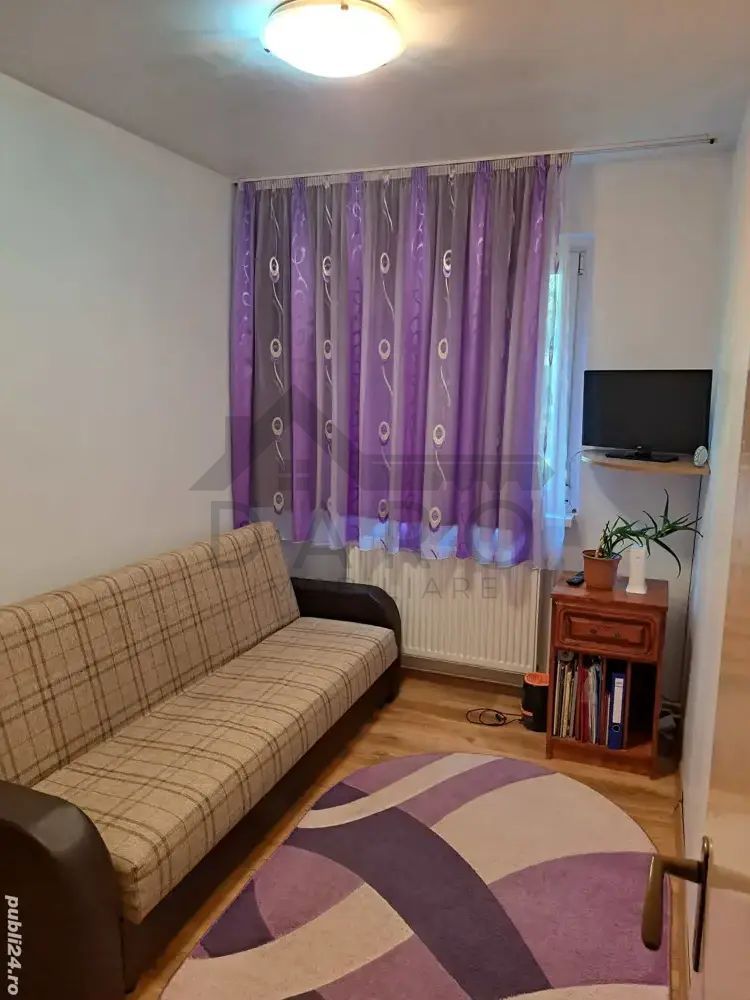 apartament de vanzare - Poză 2