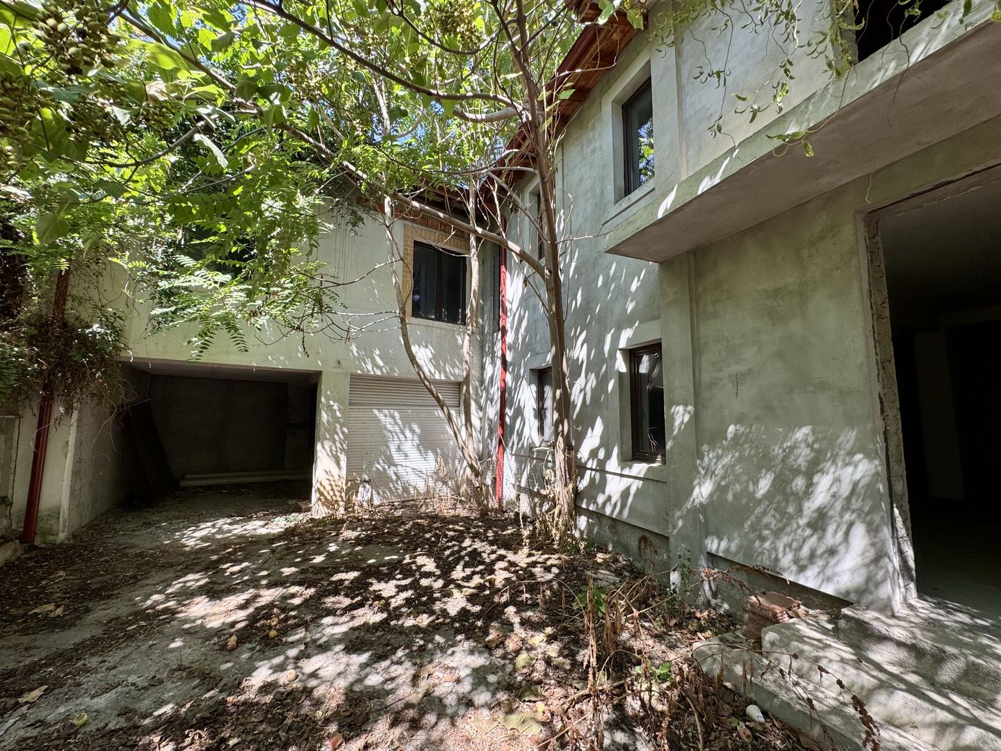 OPORTUNITATE RARA - imobil central, multifunctional, curte PROPRIE - Poză 5