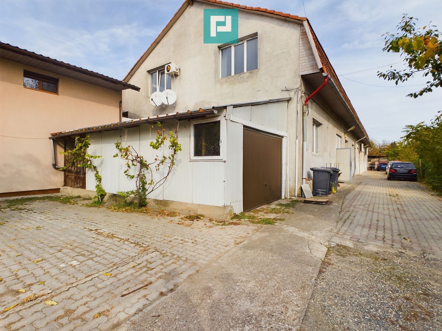 Clădire cu destinație comercială în Grădiște - Poză 1