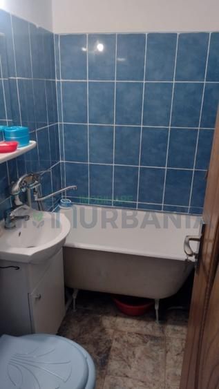 Închiriez garsonieră zona Iulius Mall - Poză 6