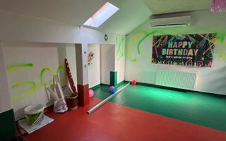 Spatiu comercial 80 mp-ideal spatiu de joaca,sala de curs-Central - Poză 2